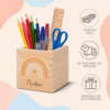 Stiftehalter aus Holz mit Namen und Regenbogen – Bild 3